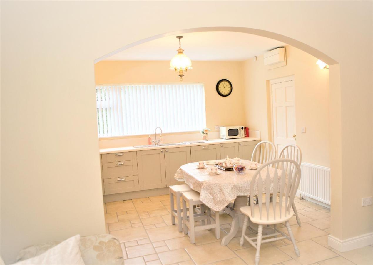 Knocknagore Cottage Gilford Bagian luar foto